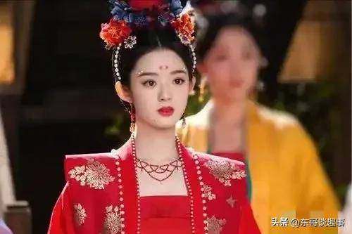 最终还是逃不过去网友：报应！瓦利棋牌一家五口全被挂上热搜(图5)