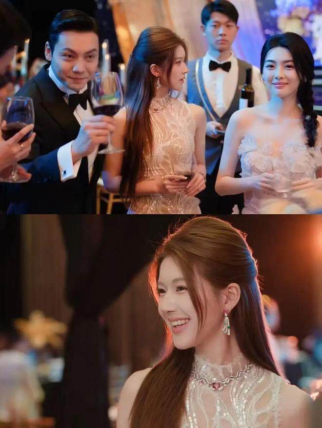 亮的翻身仗过亿的翡翠才是真耀眼!瓦力棋牌《许我耀眼》是赵露思漂(图18) 亮的翻身仗过亿的翡翠才是真耀眼!瓦力棋牌《许我耀眼》是赵露思漂(图18)